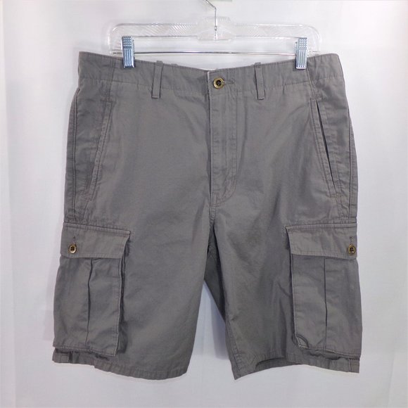 Levi's Other - Levi's Men's cargo shorts Size 32